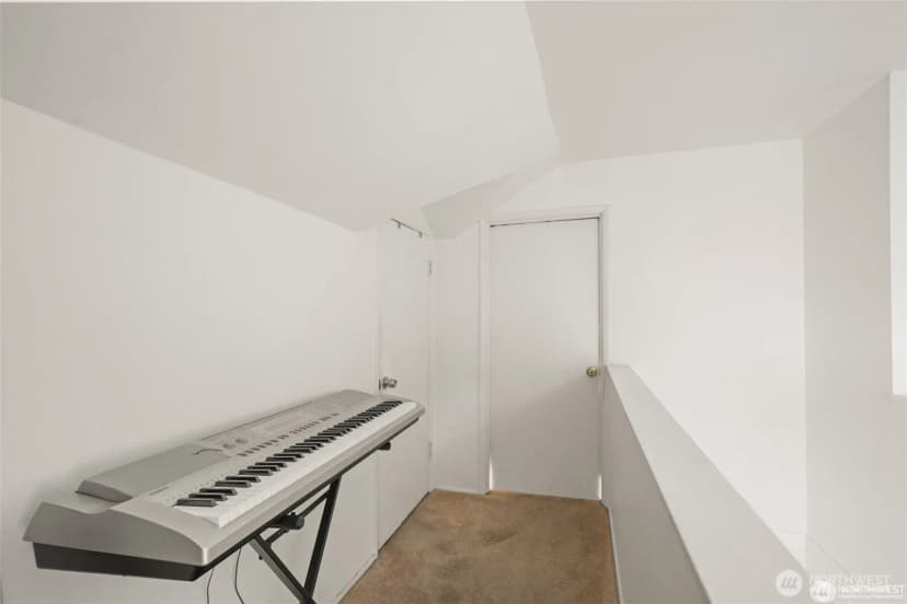 Property photo for 341 Ne 51st Street, Seattle photo 18