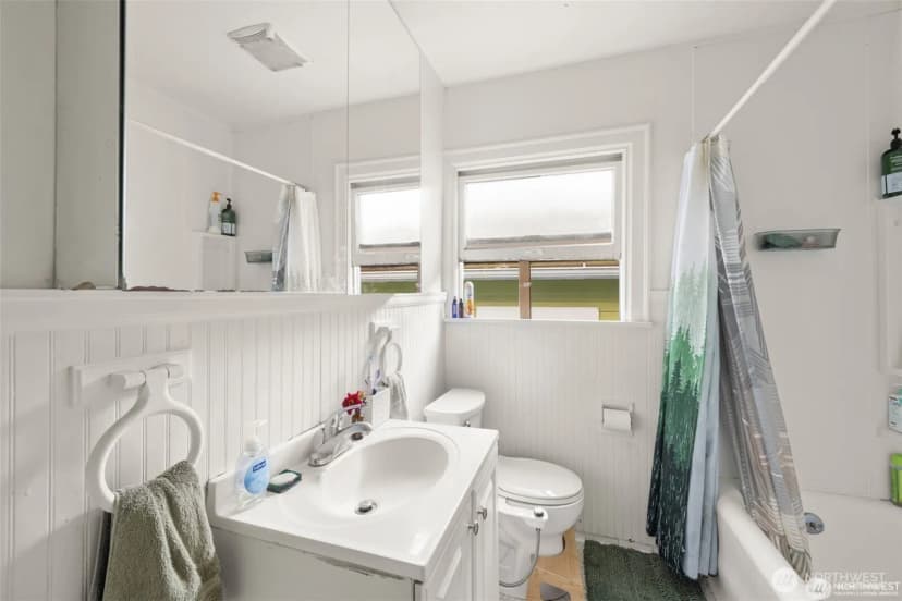 Property photo for 341 Ne 51st Street, Seattle photo 21