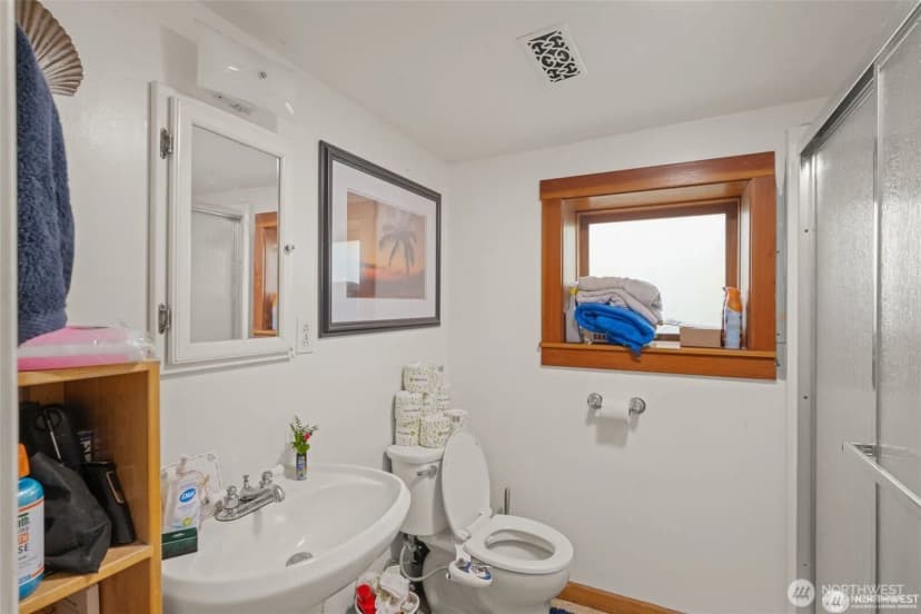 Property photo for 341 Ne 51st Street, Seattle photo 14