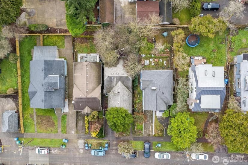 Property photo for 341 Ne 51st Street, Seattle photo 28