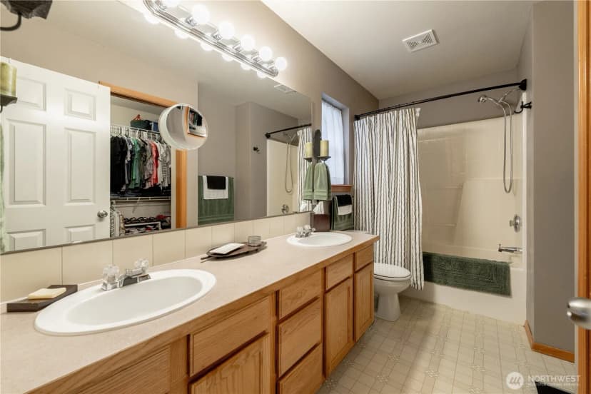 Property photo for 10025 2nd Place Se, Lake Stevens photo 19
