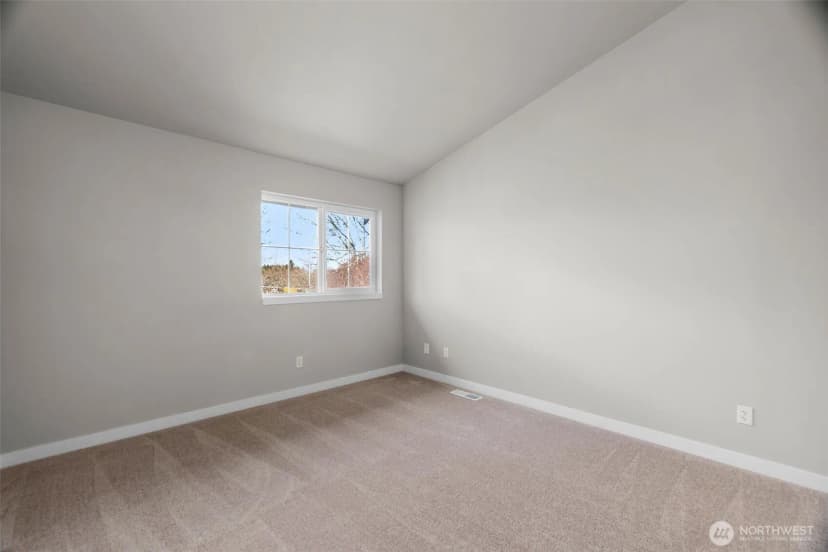 Property photo for 6301 Stockton Lane Se #2, Lacey photo 15