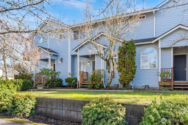 Property photo for 6301 Stockton Lane Se #2, Lacey photo 2