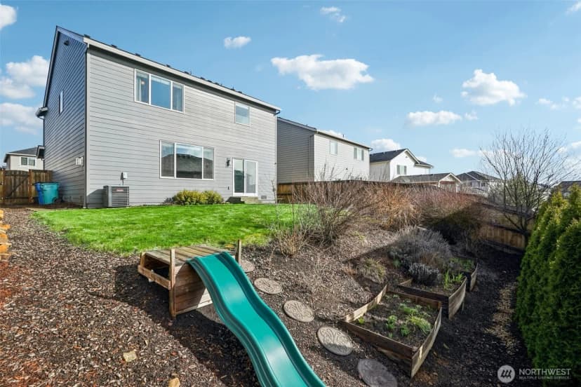 Property photo for 1712 Ne Pioneer Lane, Camas photo 25