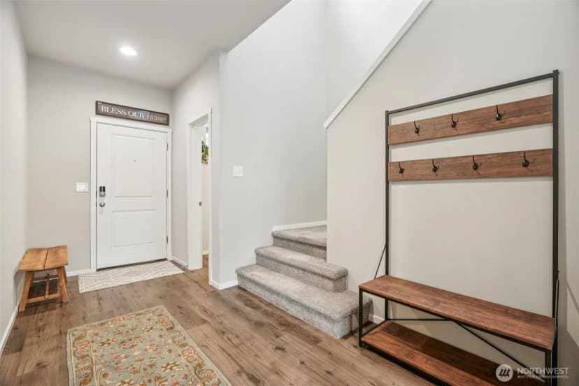 Property photo for 1712 Ne Pioneer Lane, Camas photo 4