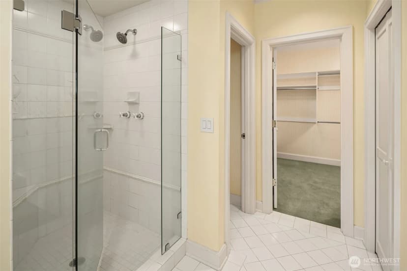 Property photo for 8901 Ne 36th Street, Yarrow Point photo 24