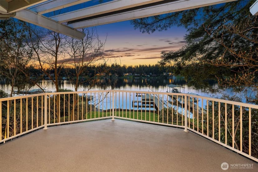 Property photo for 8901 Ne 36th Street, Yarrow Point photo 9