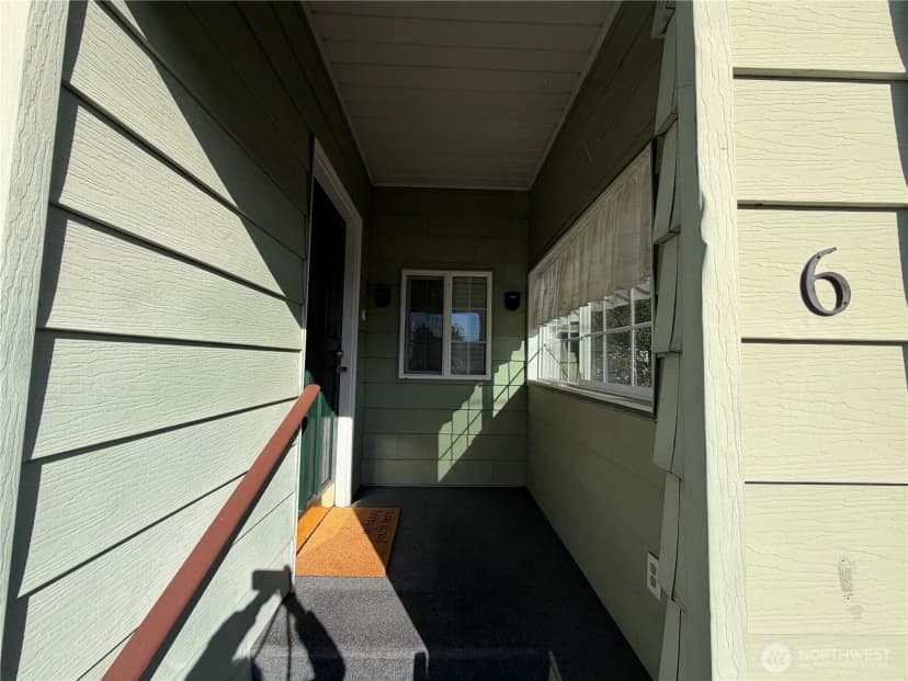 Property photo for 18501 52nd Avenue #6, Lynnwood photo 28
