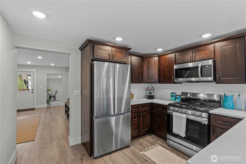 Property photo for 5526 20th Avenue S, Seattle photo 13