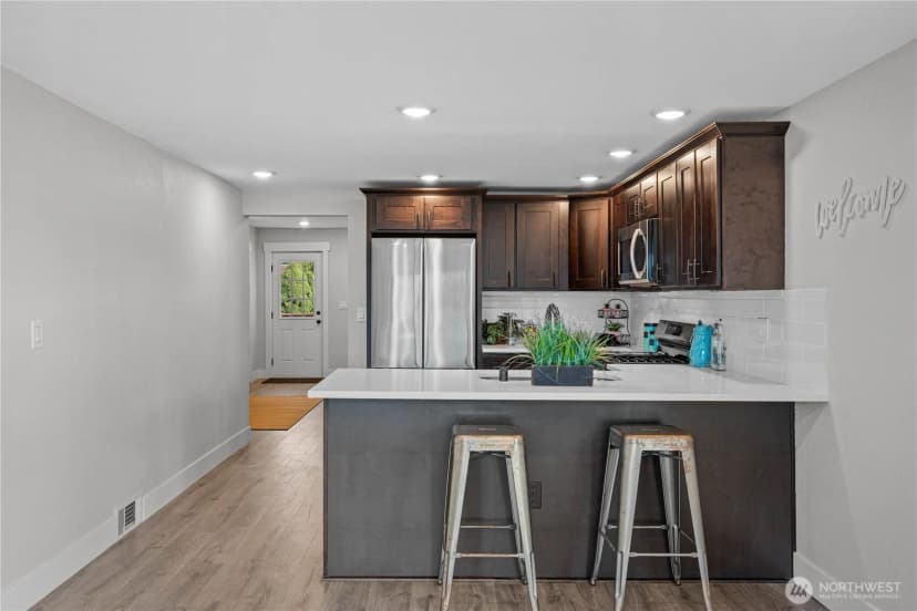 Property photo for 5526 20th Avenue S, Seattle photo 11