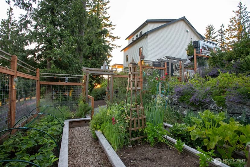Property photo for 4332 Samish Crest Drive, Bellingham photo 36