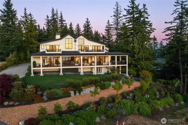 Property photo for 4332 Samish Crest Drive, Bellingham photo 2
