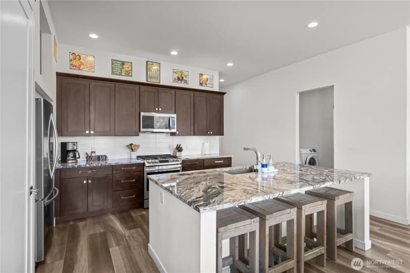 Property photo for 439 Airport Way Sw, Mattawa photo 8