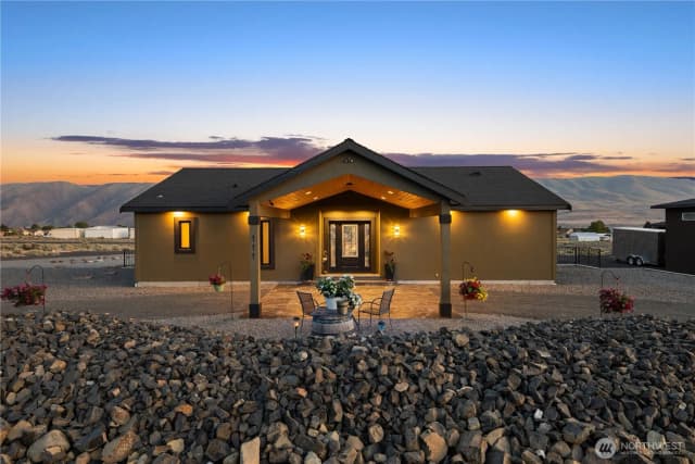 Property photo for 111 Wren Loop Sw, Mattawa