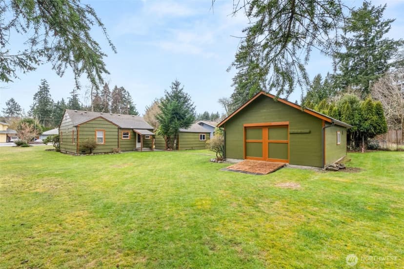 Property photo for 1912 Elliott Avenue Nw, Olympia photo 25
