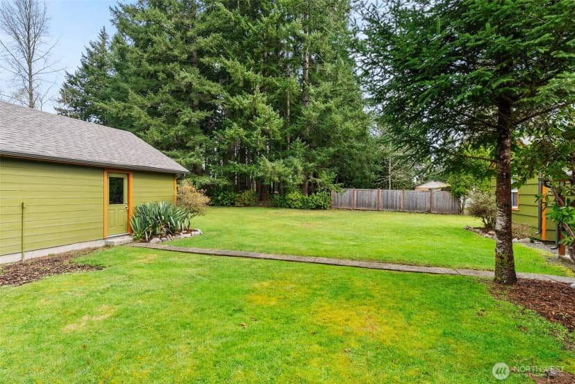 Property photo for 1912 Elliott Avenue Nw, Olympia photo 22
