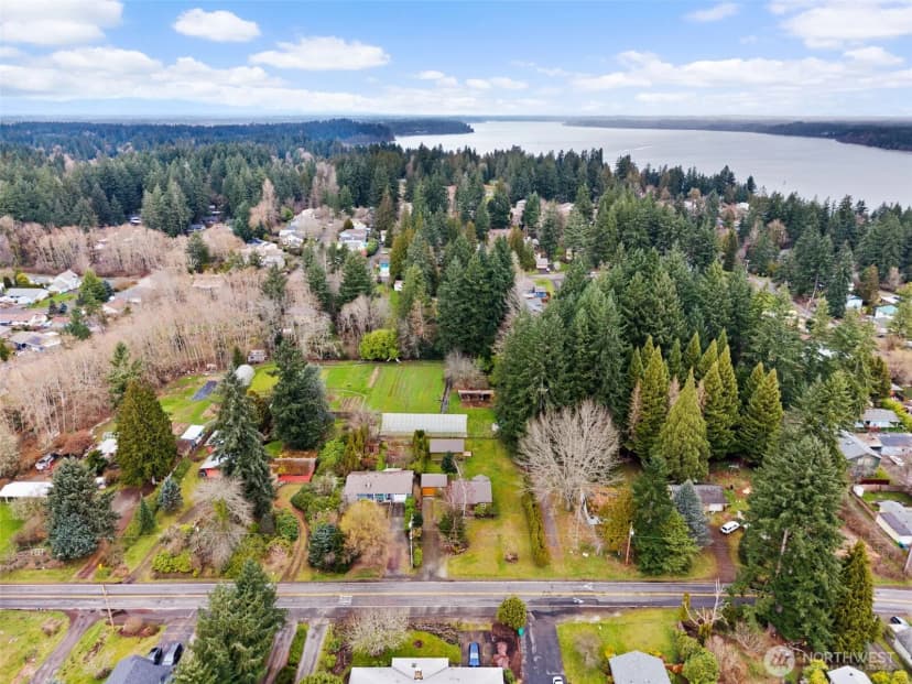 Property photo for 1912 Elliott Avenue Nw, Olympia photo 31