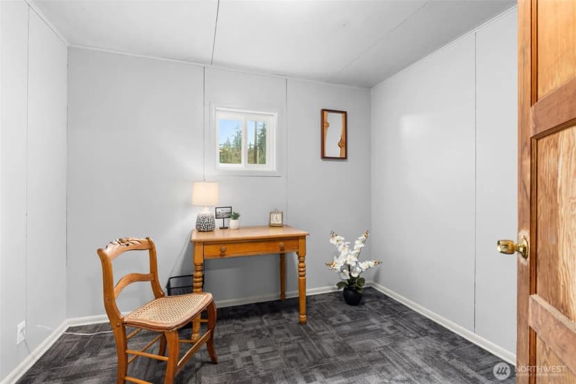 Property photo for 1912 Elliott Avenue Nw, Olympia photo 24