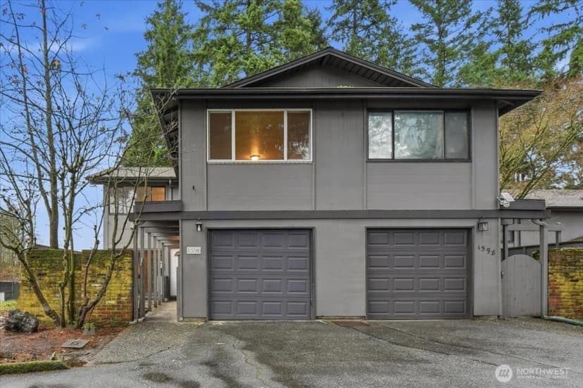 Property photo for 1596 Aberdeen Court Se, Renton photo 27