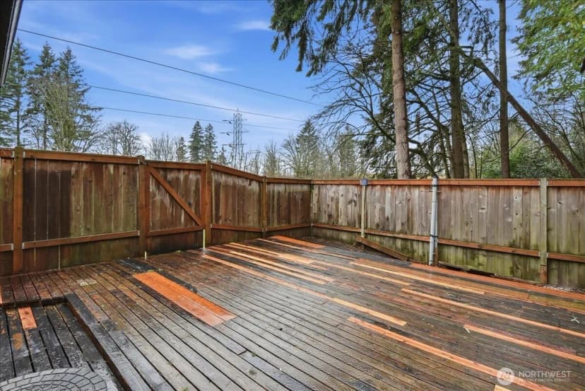 Property photo for 1596 Aberdeen Court Se, Renton photo 21