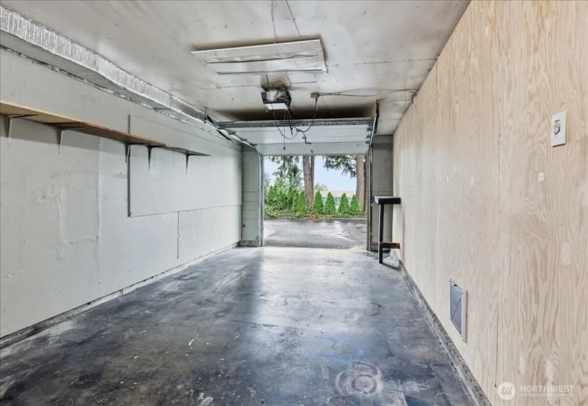 Property photo for 1596 Aberdeen Court Se, Renton photo 20