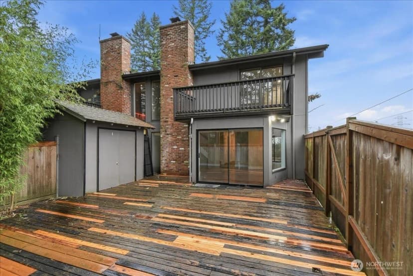 Property photo for 1596 Aberdeen Court Se, Renton photo 22