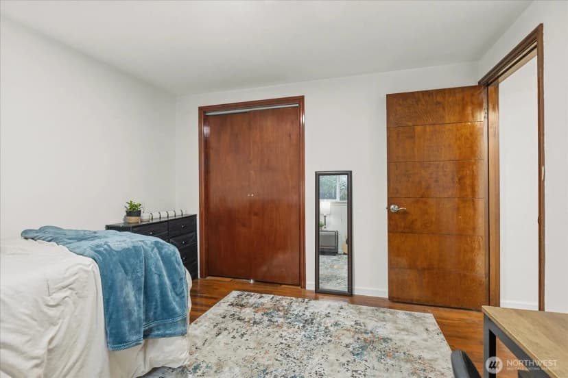 Property photo for 1011 Ne 180th Street, Shoreline photo 19