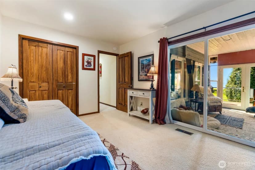 Property photo for 8613 Semiahmoo Drive, Blaine photo 9