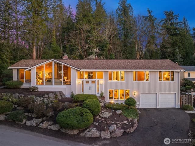 Property photo for 8413 Se 53rd Place, Mercer Island