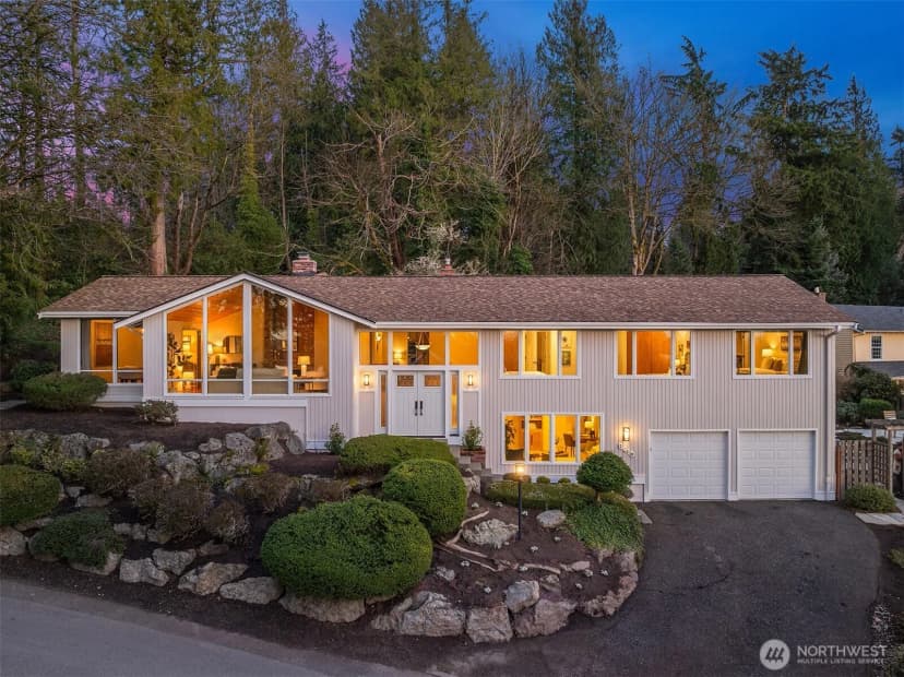 Property photo for 8413 Se 53rd Place, Mercer Island