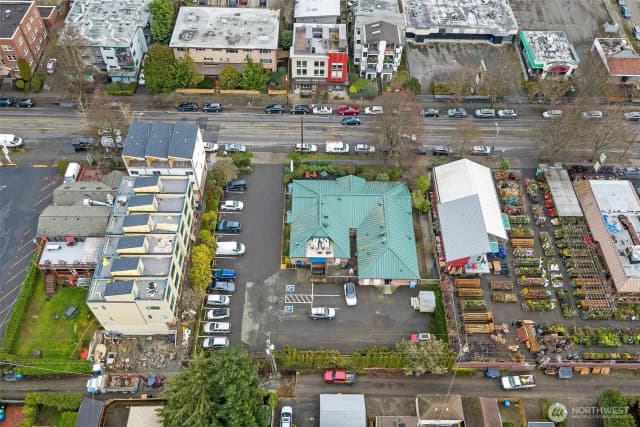 Property photo for 5261 California Way Sw, Seattle photo 3