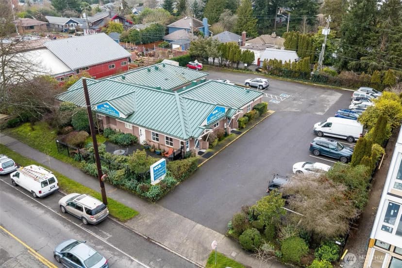 Property photo for 5261 California Way Sw, Seattle