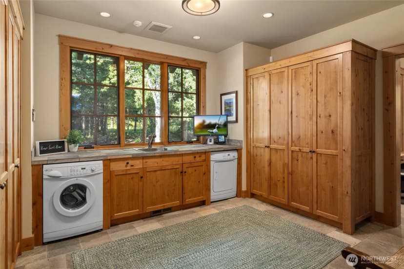 Property photo for 151 Rushing Water Lane, Cle Elum photo 15
