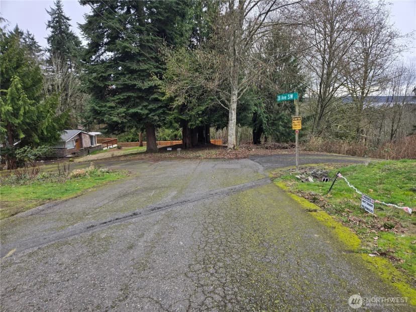 Property photo for 26 Xx Sw 308th Street, Federal Way photo 3