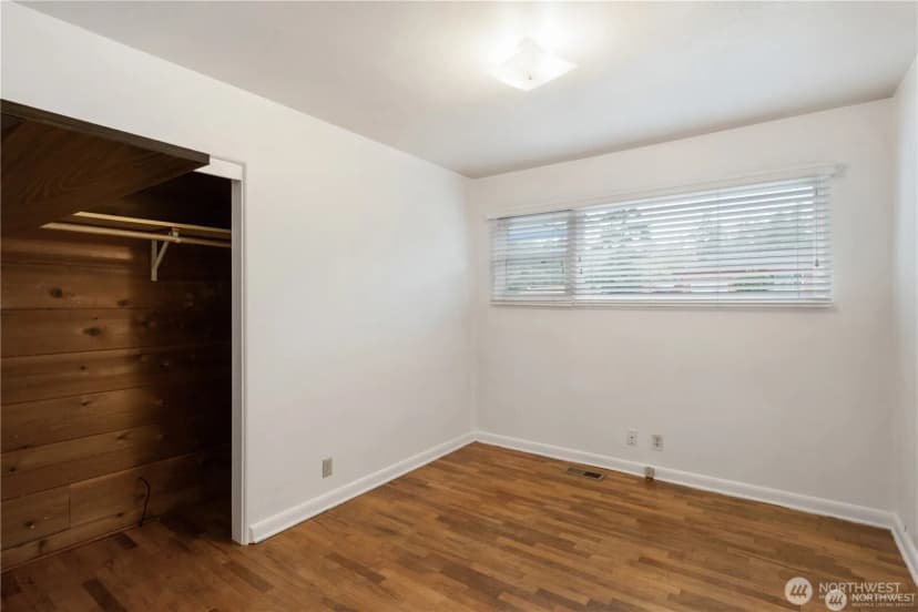 Property photo for 1123 Forest Glen Road, Oak Harbor photo 17