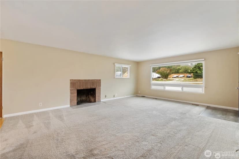 Property photo for 1123 Forest Glen Road, Oak Harbor photo 8