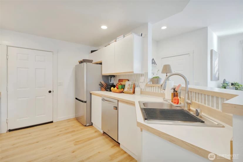 Property photo for 23519 55th Avenue S #12-1, Kent photo 10