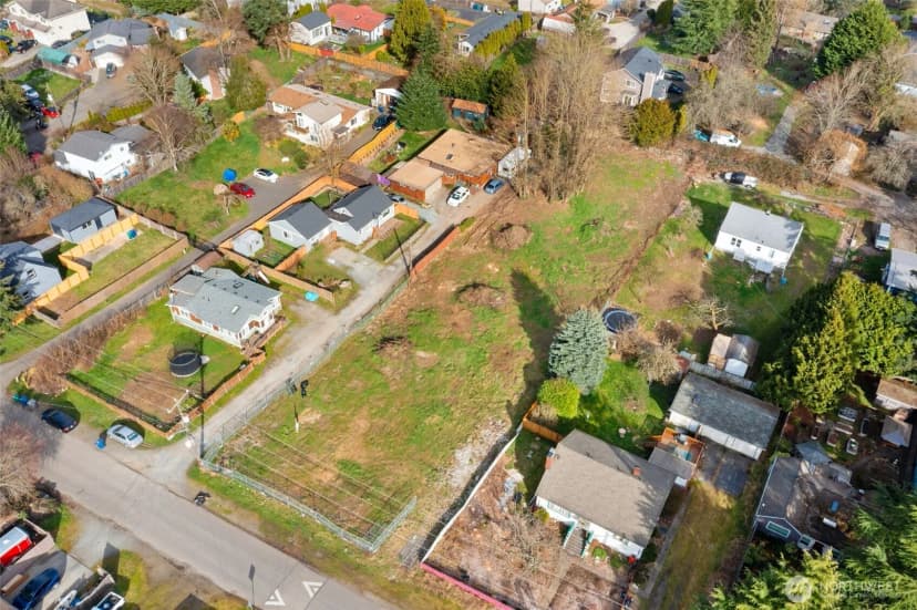 Property photo for 9806 30th Avenue Sw, Seattle photo 6