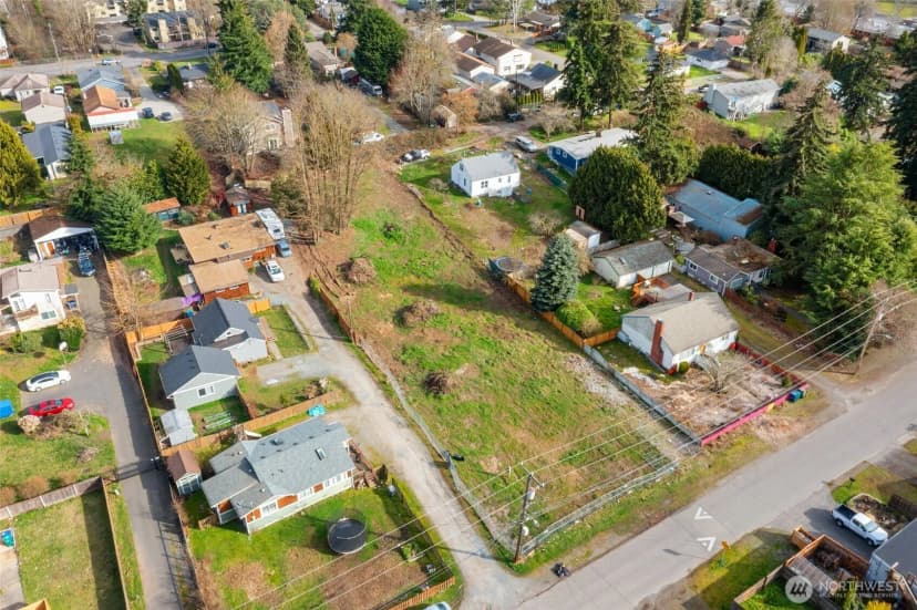 Property photo for 9806 30th Avenue Sw, Seattle photo 5