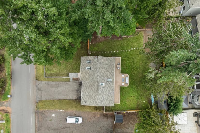 Property photo for 21239 Ne 10th Place, Sammamish photo 36
