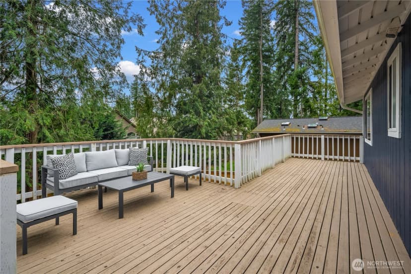 Property photo for 21239 Ne 10th Place, Sammamish photo 29