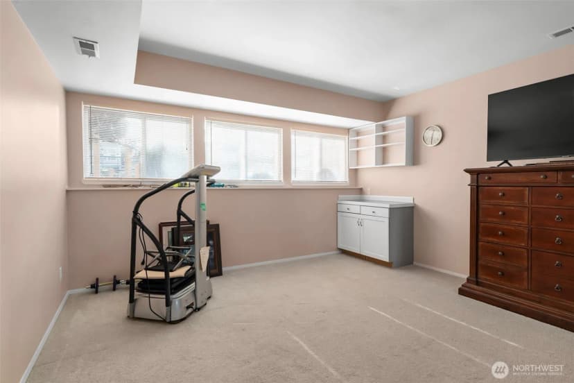 Property photo for 1205 195th Street, Long Beach photo 28