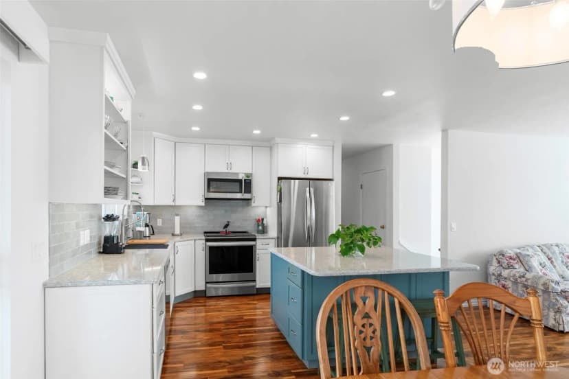 Property photo for 1205 195th Street, Long Beach photo 10
