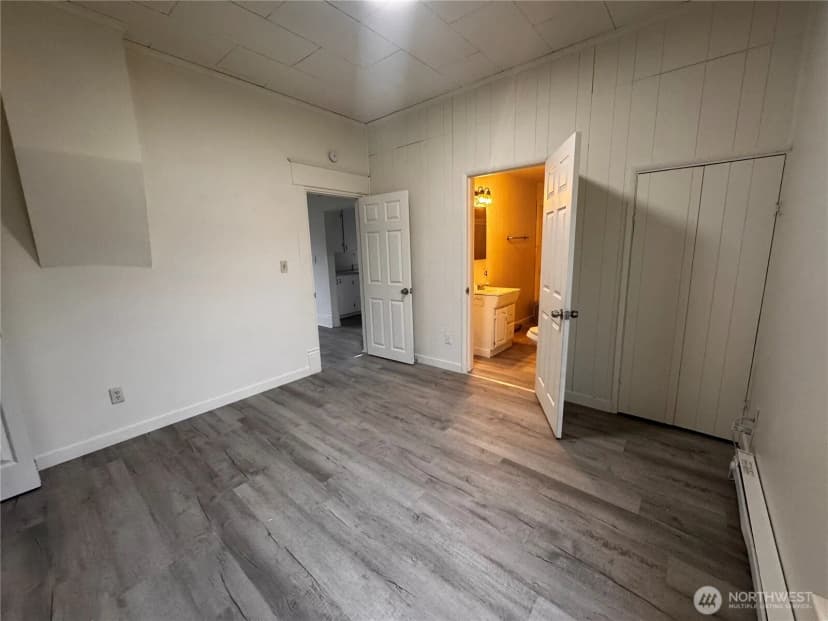 Property photo for 517 Water Street, South Bend photo 20