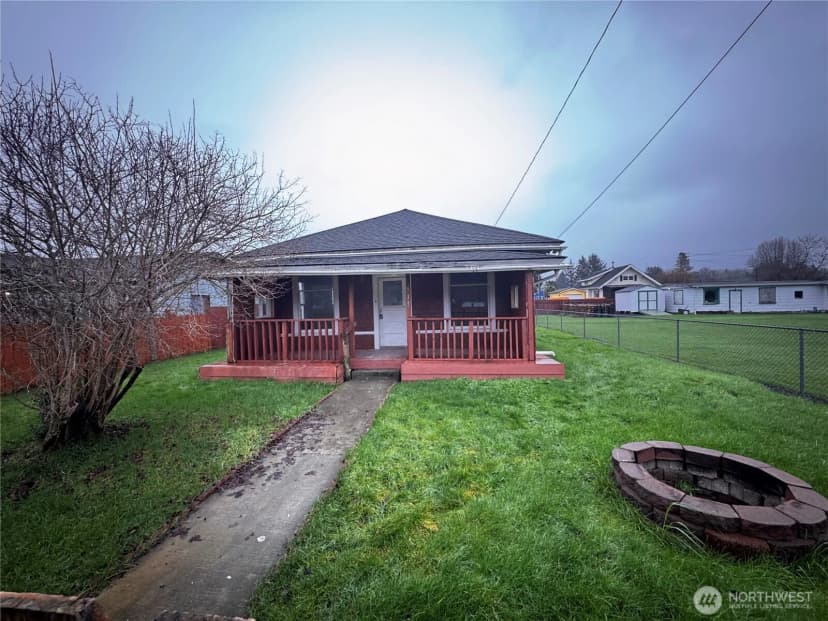 Property photo for 517 Water Street, South Bend