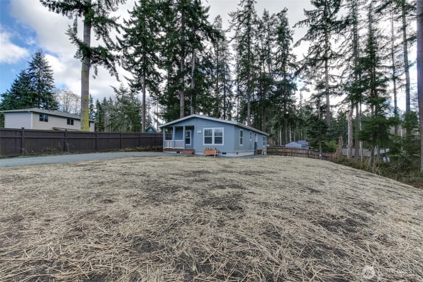 Property photo for 390 Ledgewood Beach Road, Coupeville photo 21