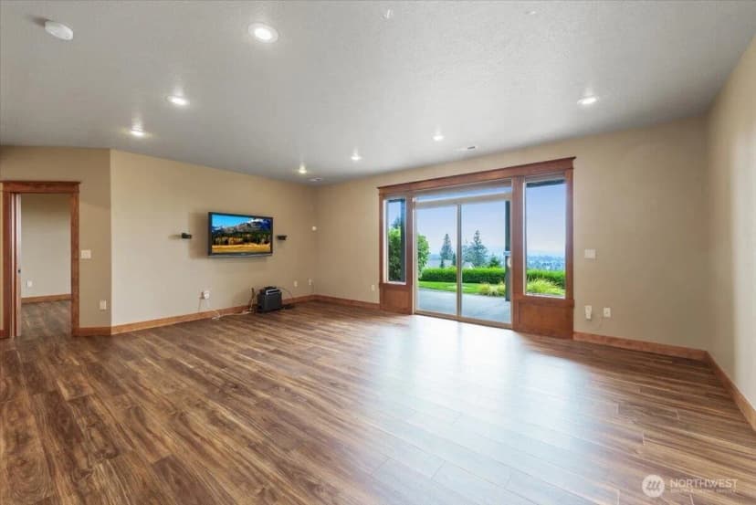 Property photo for 10321 N Navaho Drive, Spokane photo 30