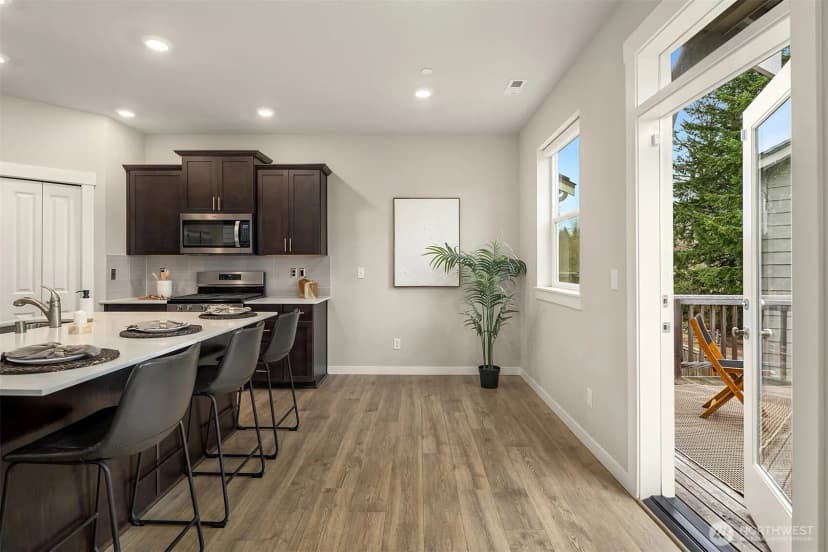 Property photo for 27926 219th Place Se, Maple Valley photo 5