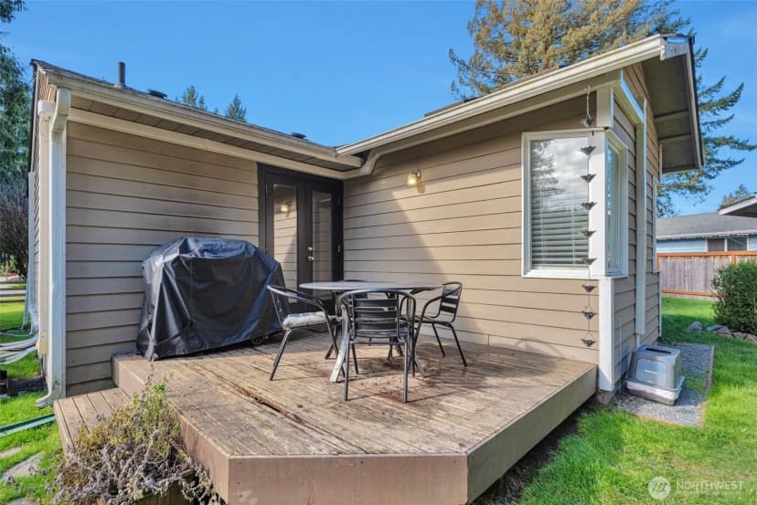 Property photo for 13825 Fender Drive, Lynnwood photo 15