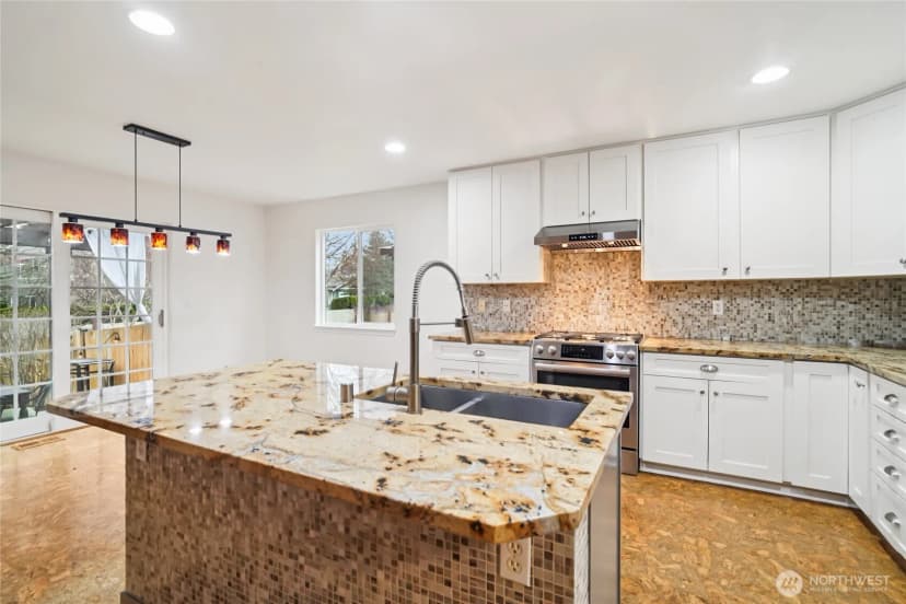 Property photo for 23918 Se 5th Street, Sammamish photo 14